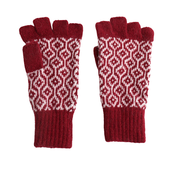 Fingerless Gloves with Geometric Fairisle Pattern