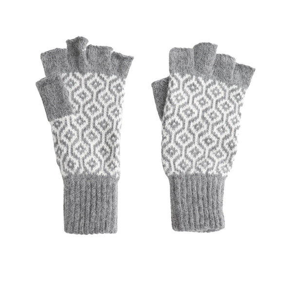Fingerless Gloves with Geometric Fairisle Pattern